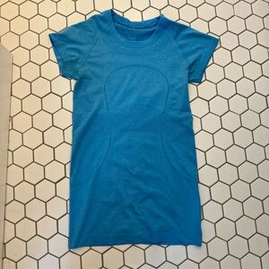 lululemon athletica Blue Short Swiftly Tech Sleeve Tee